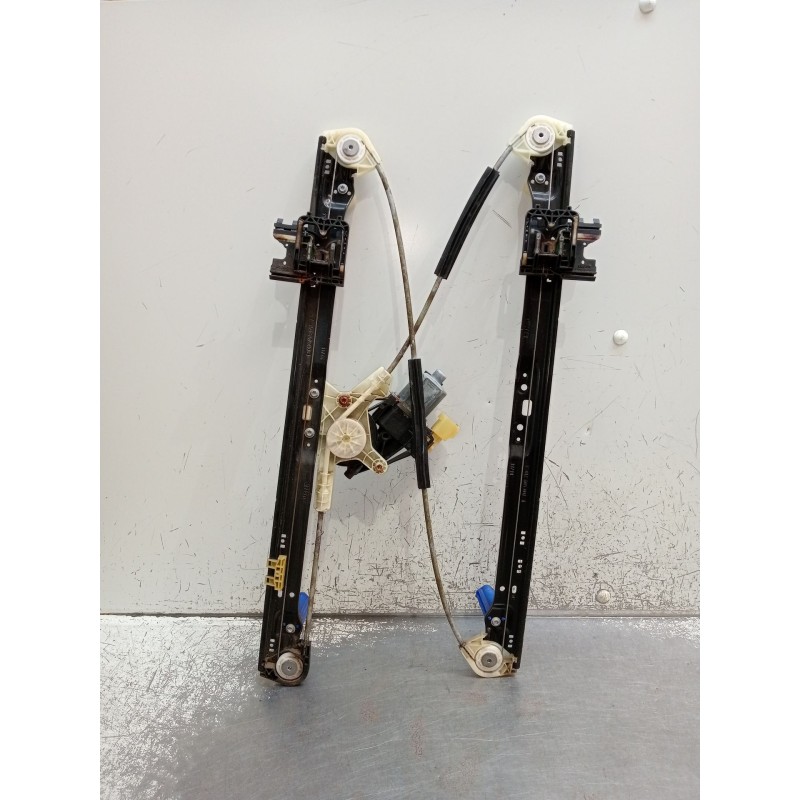 Recambio de elevalunas trasero izquierdo para land rover discovery v (l462) 2.0 sd4 4x4 referencia OEM IAM HY3227001AA 5P 