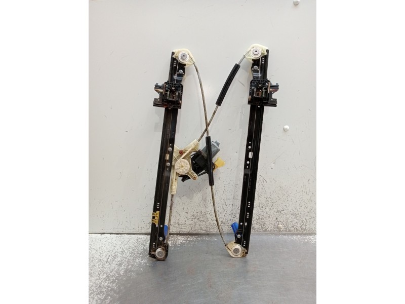 Recambio de elevalunas trasero izquierdo para land rover discovery v (l462) 2.0 sd4 4x4 referencia OEM IAM HY3227001AA 5P 