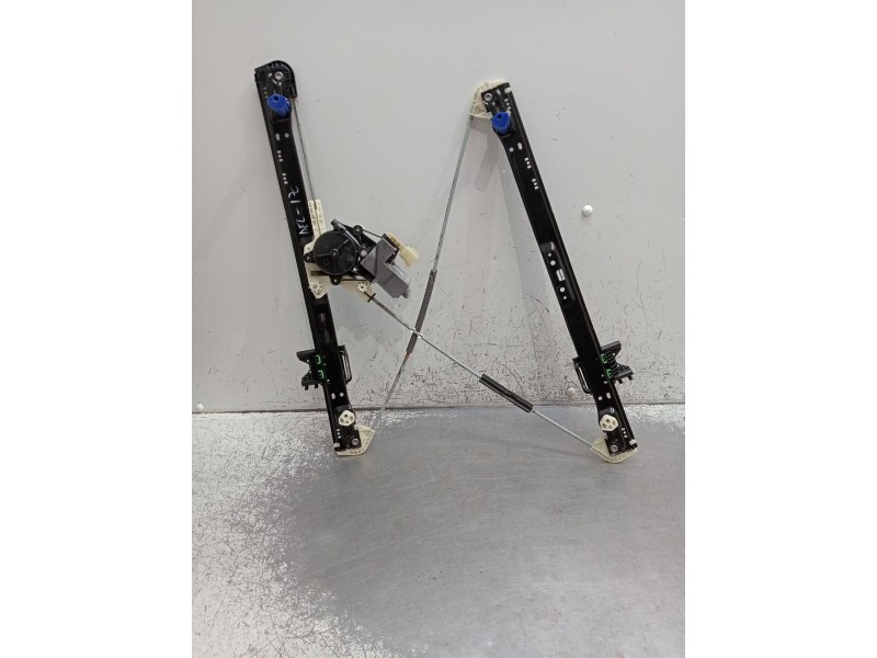 Recambio de elevalunas delantero izquierdo para land rover discovery v (l462) 2.0 sd4 4x4 referencia OEM IAM HY3223201AB 5P 