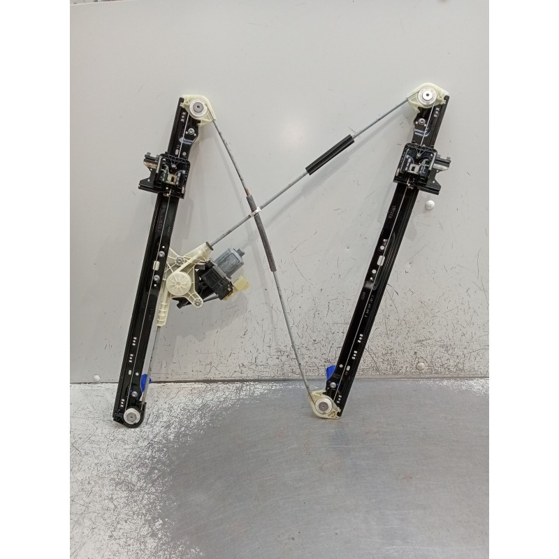 Recambio de elevalunas delantero izquierdo para land rover discovery v (l462) 2.0 sd4 4x4 referencia OEM IAM HY3223201AB 5P 