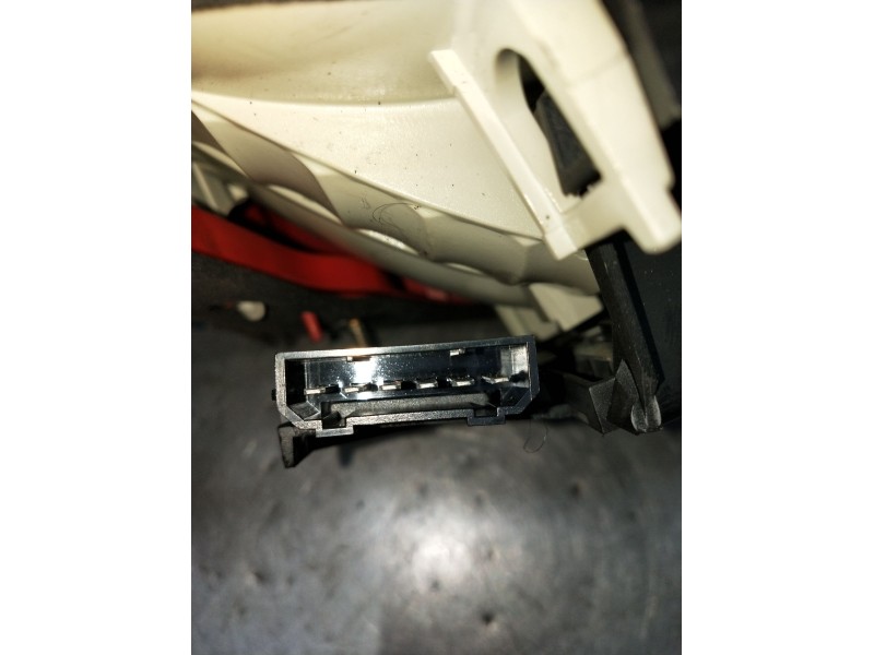 Recambio de piloto trasero derecho para audi a4 b5 (8d2) 1.9 tdi referencia OEM IAM   