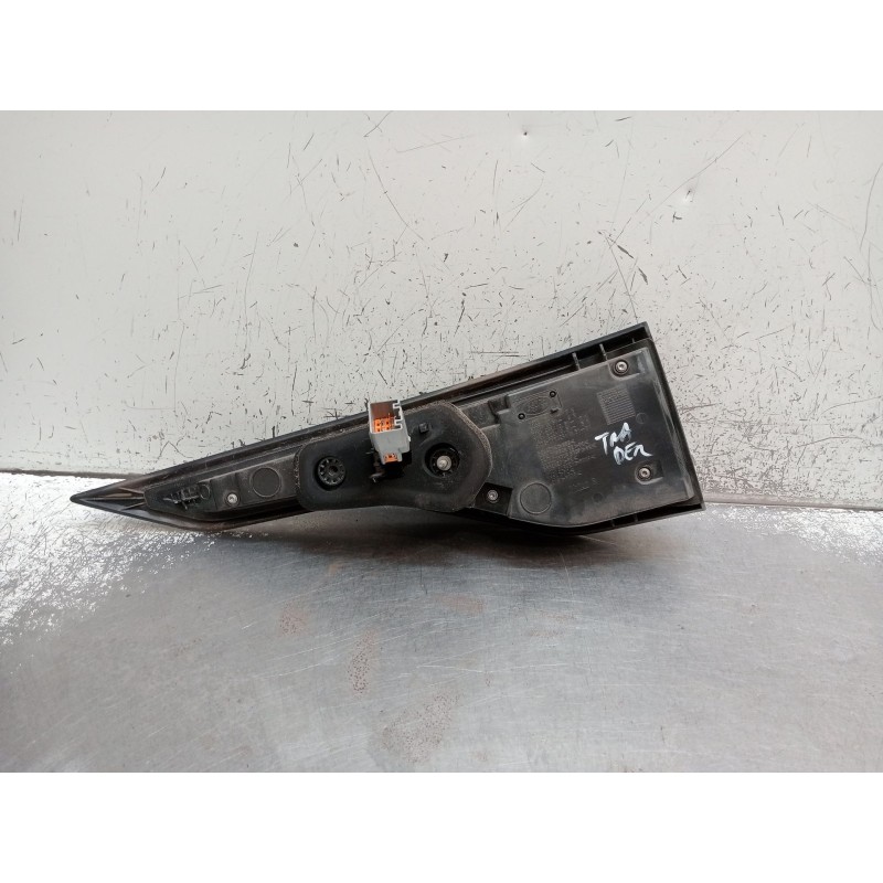 Recambio de piloto trasero derecho para land rover discovery v (l462) 2.0 sd4 4x4 referencia OEM IAM HY3213404AE  