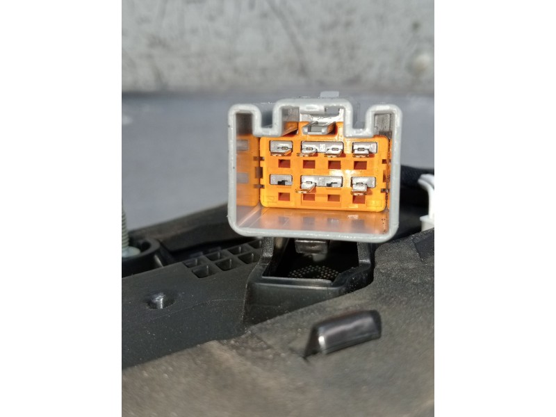 Recambio de piloto trasero derecho interior para land rover discovery v (l462) 2.0 sd4 4x4 referencia OEM IAM HY3213192AD  