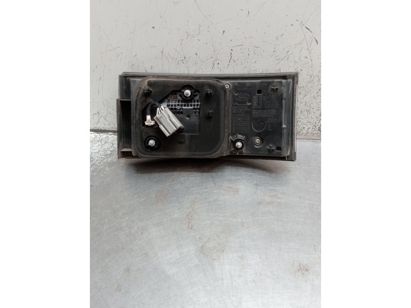 Recambio de piloto trasero izquierdo interior para land rover discovery v (l462) 2.0 sd4 4x4 referencia OEM IAM HY3213193AD  