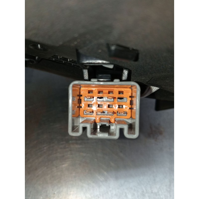 Recambio de piloto trasero izquierdo interior para land rover discovery v (l462) 2.0 sd4 4x4 referencia OEM IAM HY3213193AD  