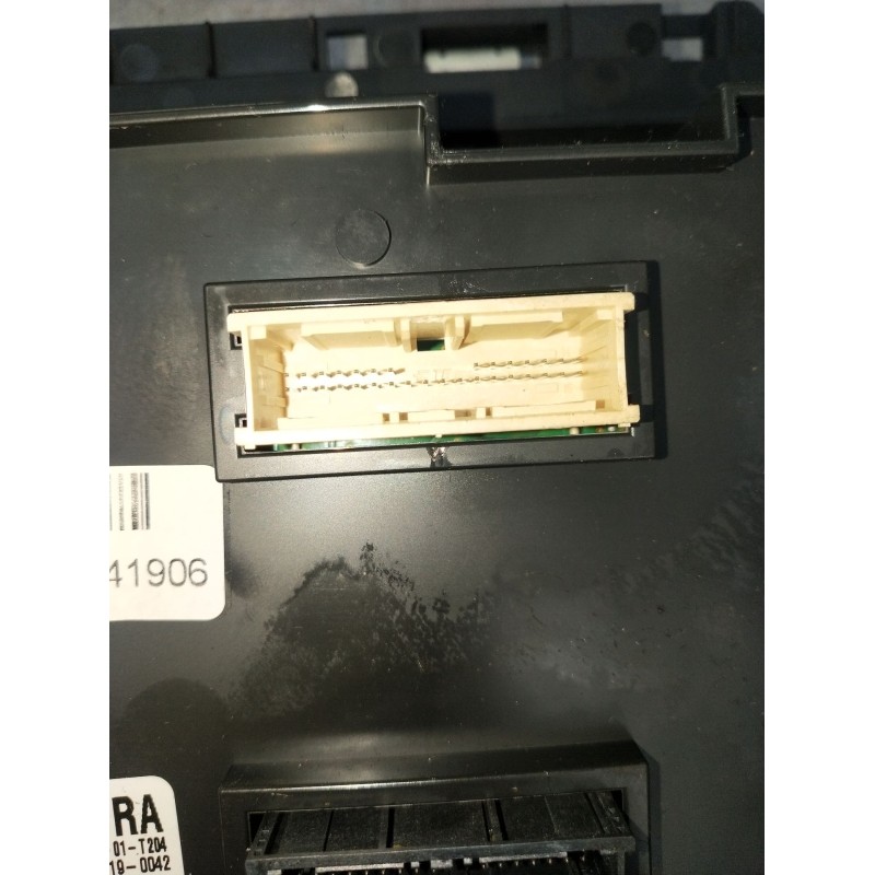 Recambio de mando calefaccion / aire acondicionado para land rover discovery v (l462) 2.0 sd4 4x4 referencia OEM IAM JY3214C239R