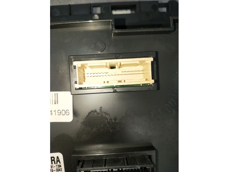 Recambio de mando calefaccion / aire acondicionado para land rover discovery v (l462) 2.0 sd4 4x4 referencia OEM IAM JY3214C239R