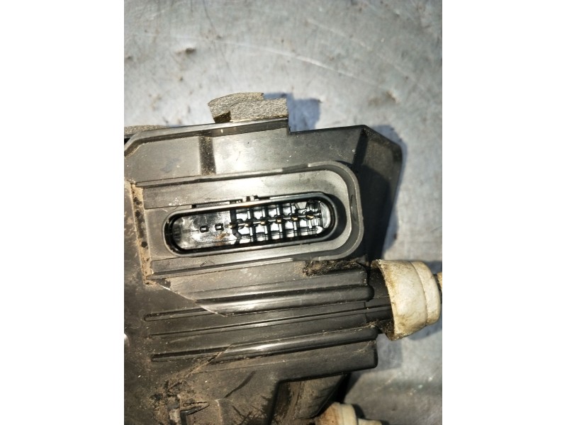 Recambio de motor cierre centralizado delantero izquierdo para land rover discovery v (l462) 2.0 sd4 4x4 referencia OEM IAM HY32