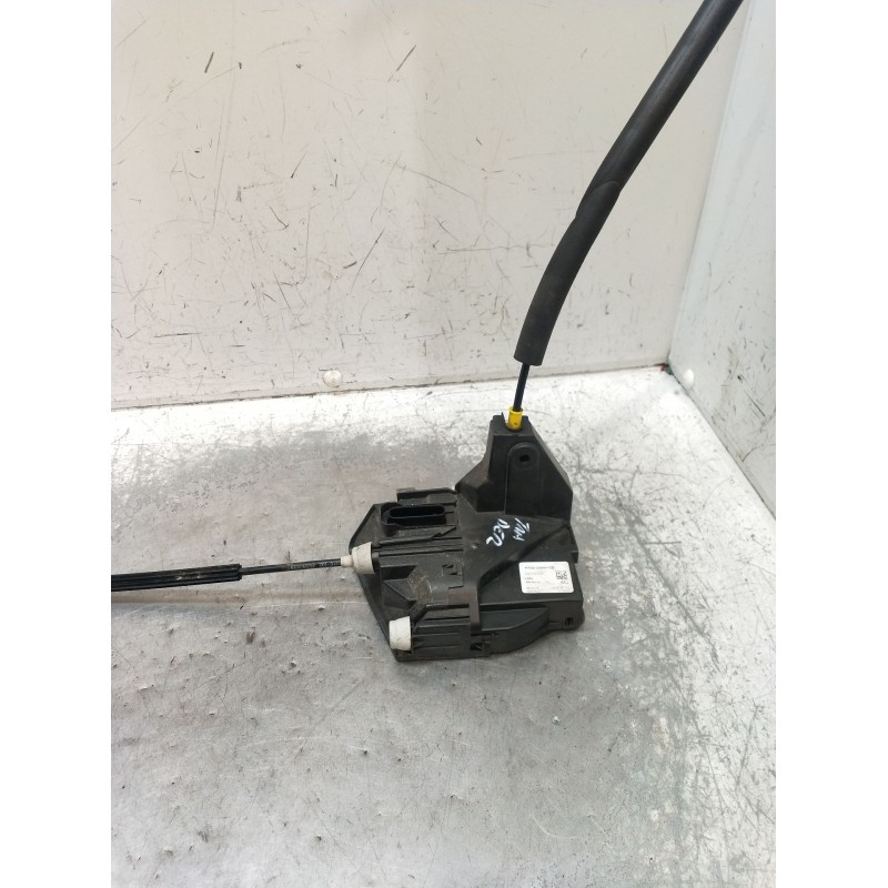 Recambio de motor cierre centralizado trasero derecho para land rover discovery v (l462) 2.0 sd4 4x4 referencia OEM IAM HY322499