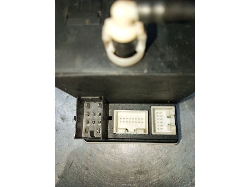 Recambio de compresor cierre centralizado para audi a4 b5 (8d2) 1.9 tdi referencia OEM IAM 8D0862257B  