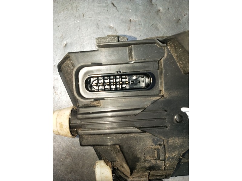 Recambio de motor cierre centralizado delantero derecho para land rover discovery v (l462) 2.0 sd4 4x4 referencia OEM IAM HY3220