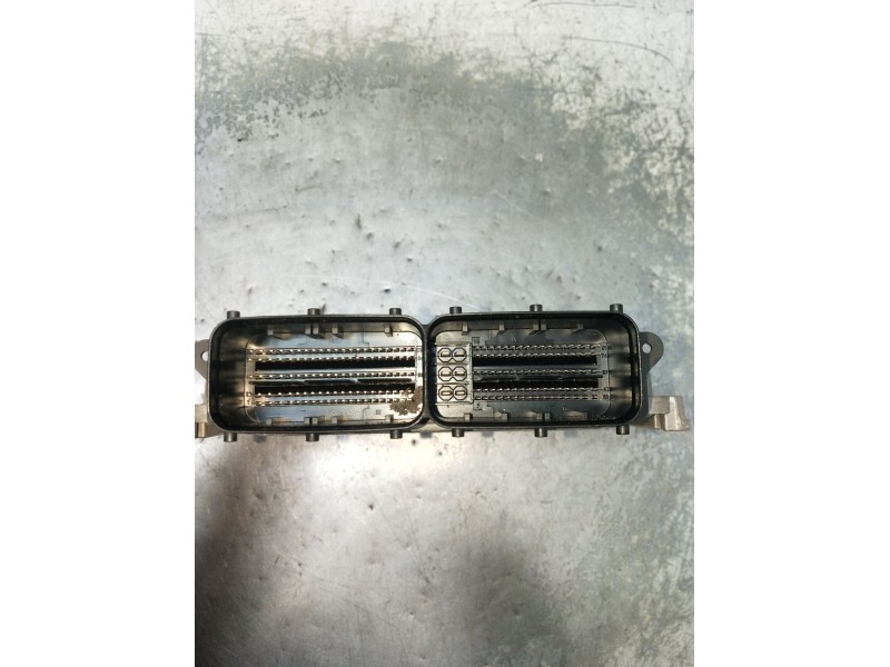 Recambio de centralita motor uce para land rover discovery v (l462) 2.0 sd4 4x4 referencia OEM IAM 0281035419 KY3212B684FAA 103T