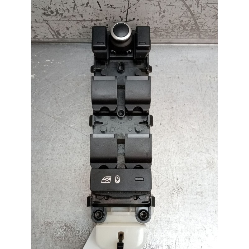 Recambio de mando elevalunas delantero izquierdo para land rover discovery v (l462) 2.0 sd4 4x4 referencia OEM IAM OPLA14540AG 5