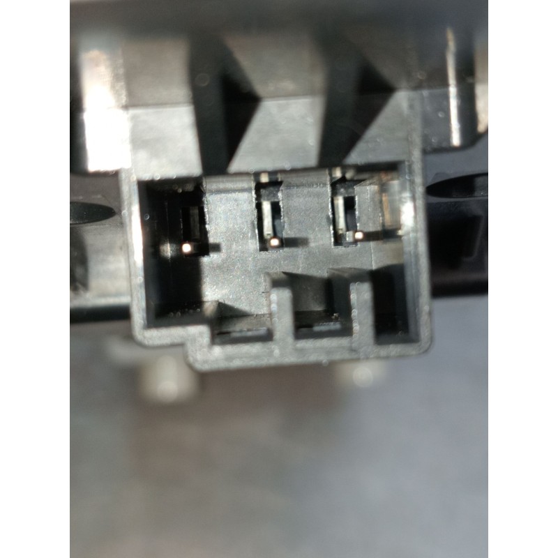 Recambio de mando elevalunas delantero izquierdo para land rover discovery v (l462) 2.0 sd4 4x4 referencia OEM IAM OPLA14540AG 5