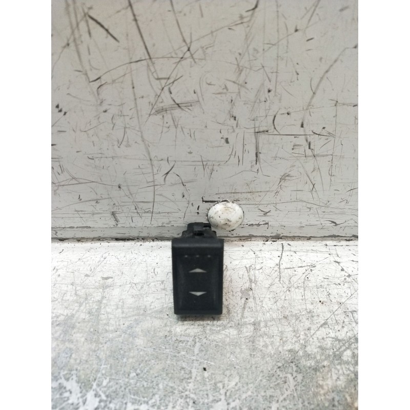 Recambio de mando elevalunas delantero derecho para ford mondeo berlina (ge) ambiente referencia OEM IAM 14529 5P 