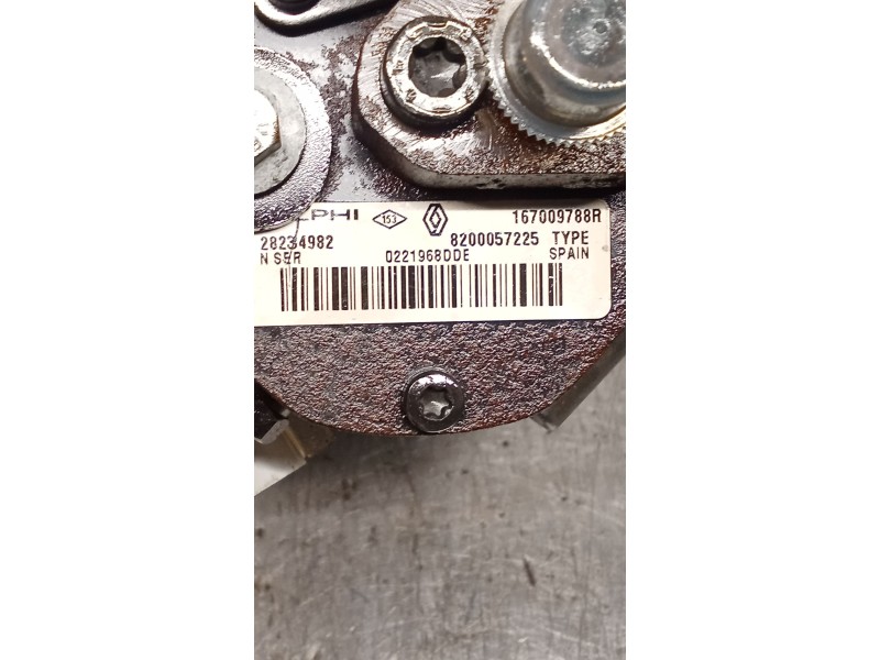 Recambio de bomba inyeccion para renault clio iii 1.5 dci diesel referencia OEM IAM 8200057225 167009788R DELPHI