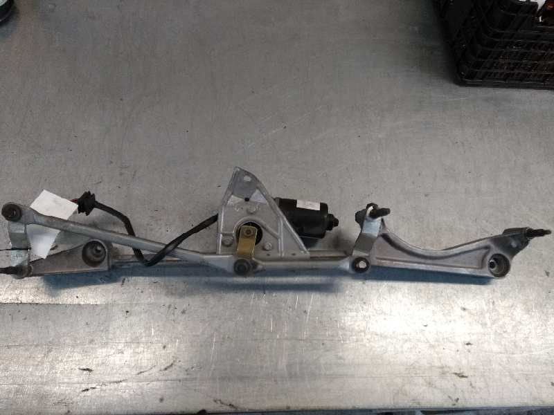 Recambio de motor limpia delantero para mercedes clase clk (w209) coupe 3.2 v6 18v cat referencia OEM IAM 404518 A2038200342 