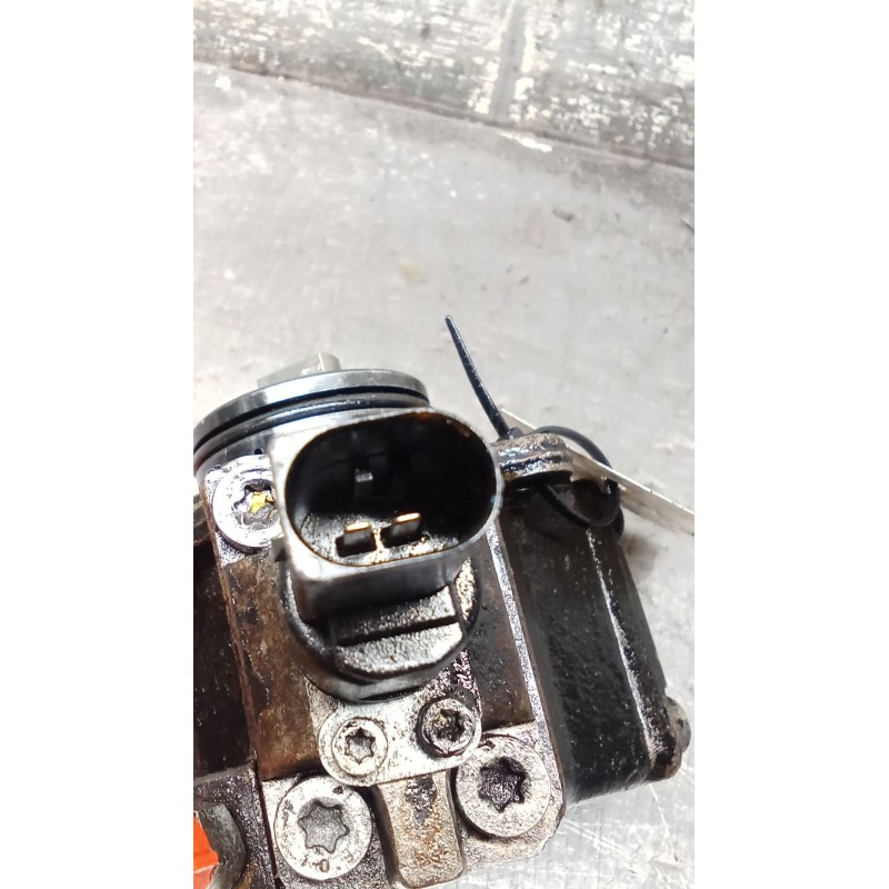 Recambio de bomba inyeccion para mercedes-benz sprinter 02.00  caja abierta 311 cdi (903.611-612-613) referencia OEM IAM 0986437