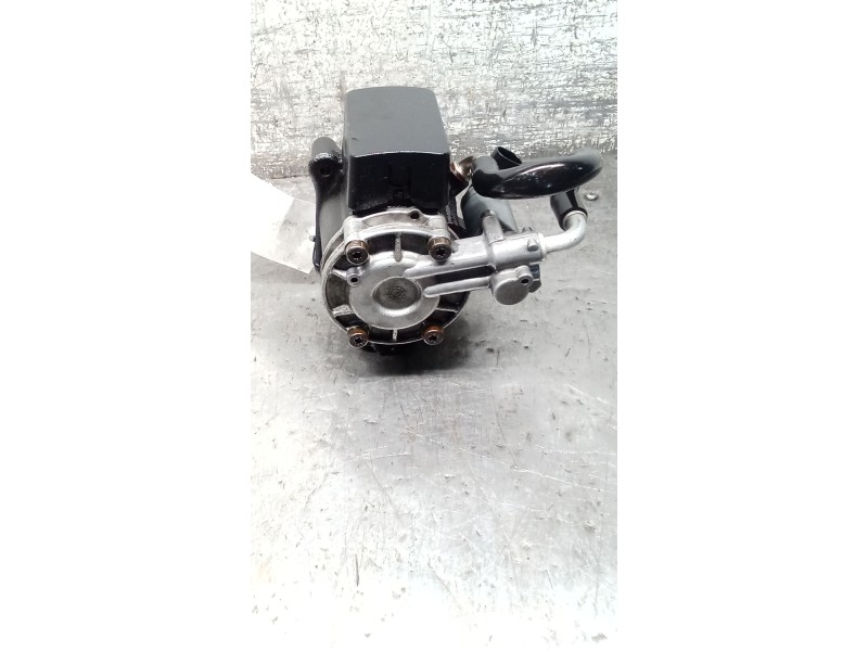 Recambio de bomba inyeccion para seat leon (1p1) 1.6 tdi referencia OEM IAM 03L130755E 081110215514 CONTINENTAL