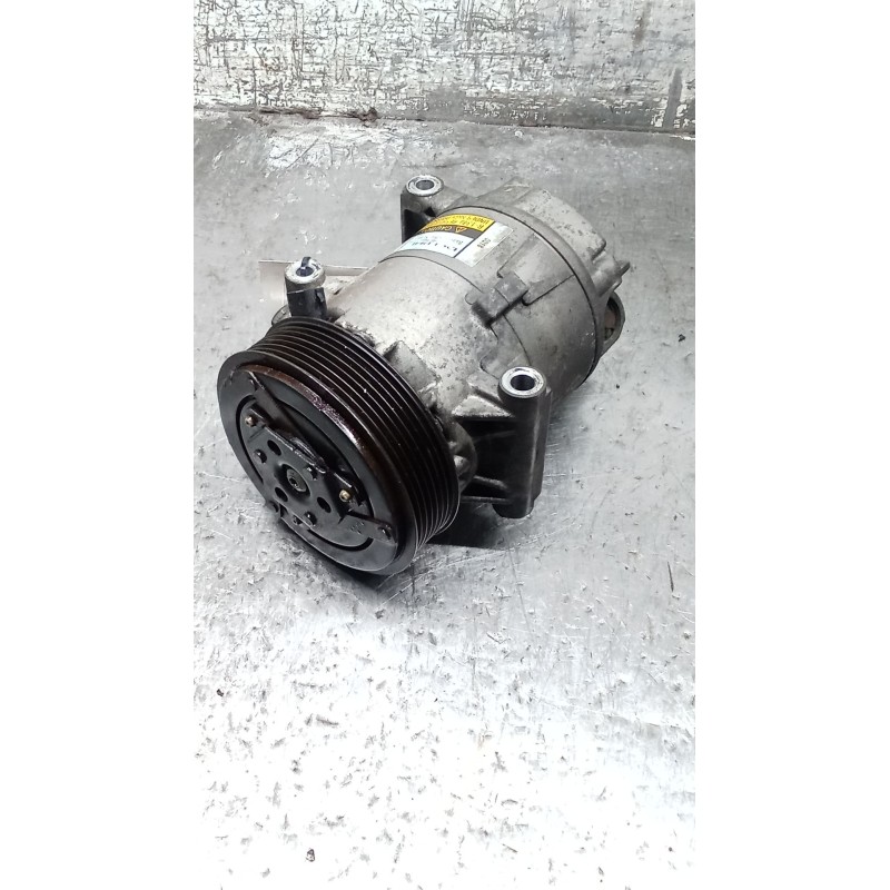 Recambio de compresor aire acondicionado para renault megane ii coupé-cabriolet (em0/1_) 1.9 dci referencia OEM IAM 8200309193  