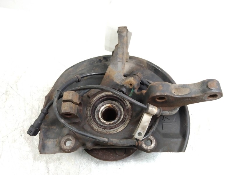 Recambio de mangueta delantera izquierda para mitsubishi carisma berlina 5 (da0) 1.6 cat referencia OEM IAM   