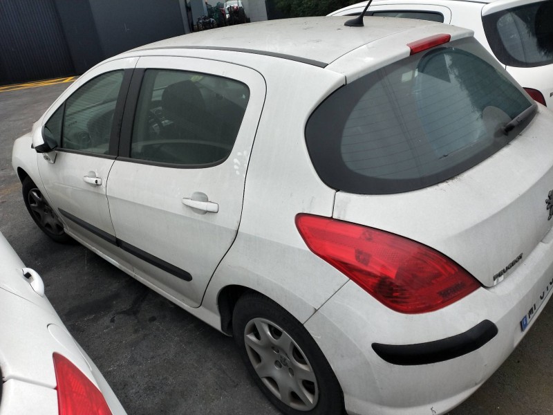 peugeot 308 del año 2008