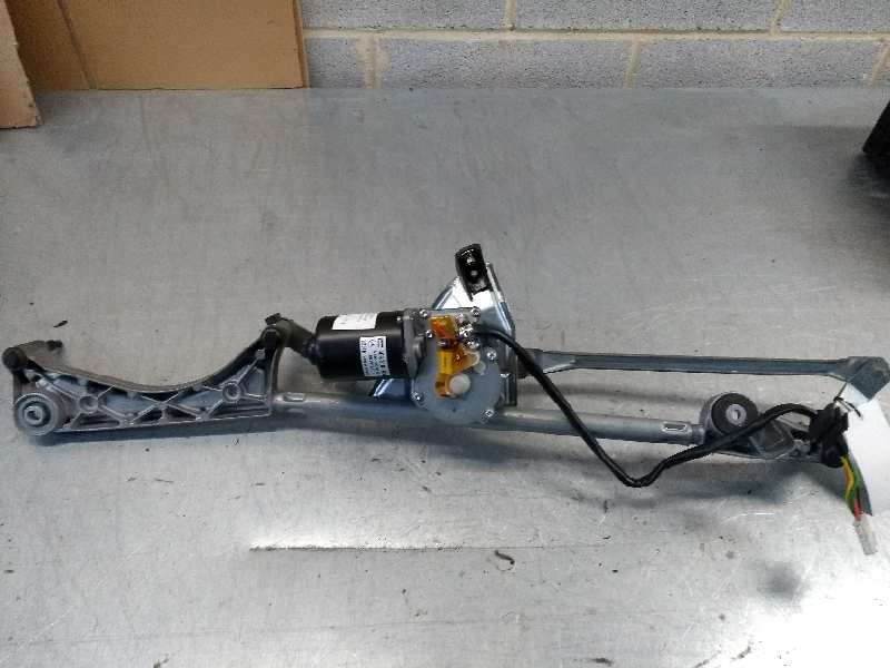 Recambio de motor limpia delantero para mercedes clase clk (w209) coupe 2.7 cdi 20v cat referencia OEM IAM 404518 A2038200342 