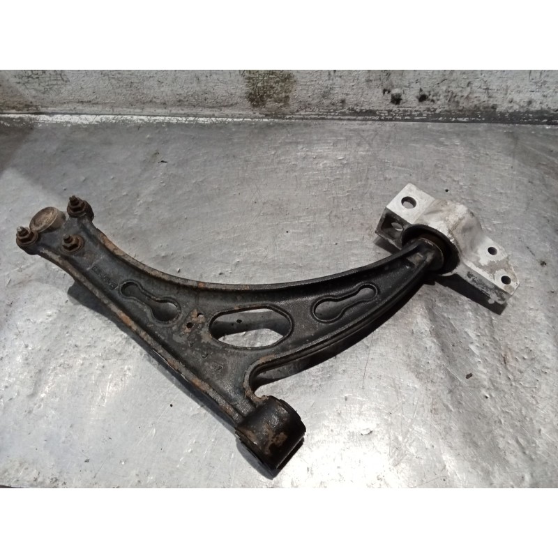 Recambio de brazo suspension superior delantero izquierdo para skoda octavia ii (1z3) 1.9 tdi referencia OEM IAM   