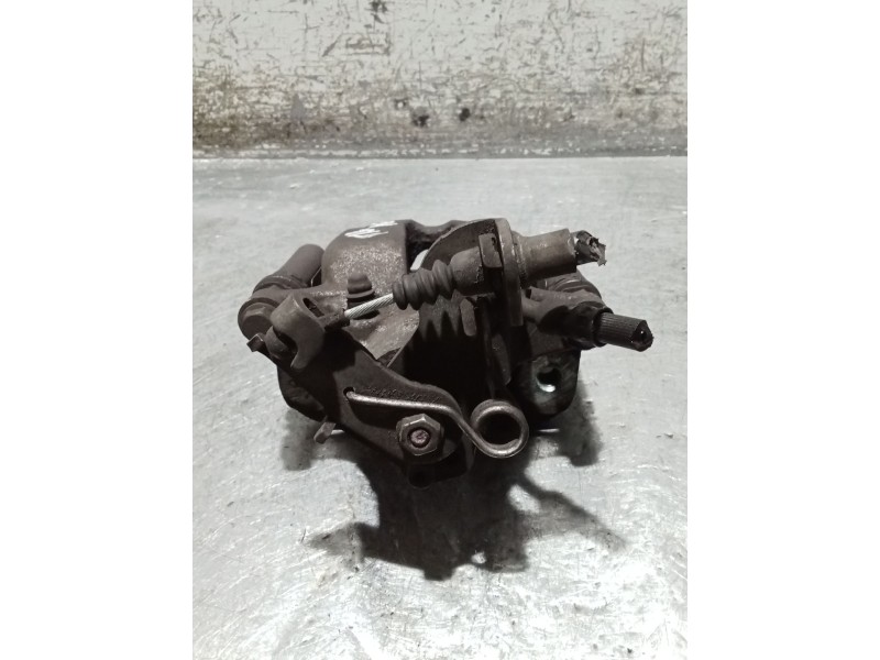 Recambio de pinza freno trasera derecha para opel insignia berlina cosmo referencia OEM IAM   