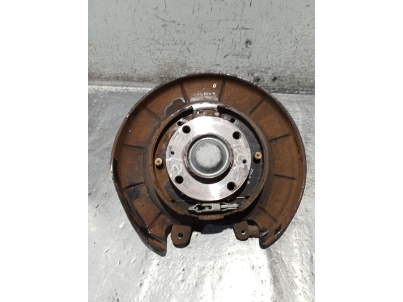 Recambio de mangueta trasera izquierda para peugeot 406 (8b) 2.0 hdi 90 referencia OEM IAM   