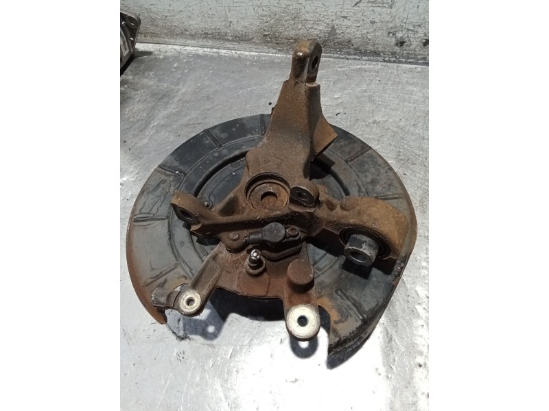 Recambio de mangueta trasera izquierda para peugeot 406 (8b) 2.0 hdi 90 referencia OEM IAM   