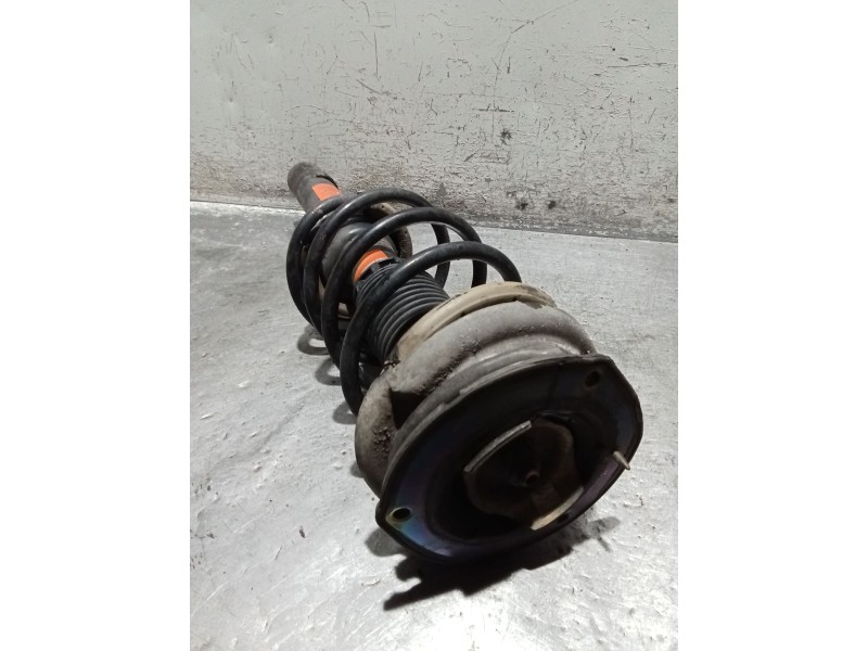 Recambio de amortiguador delantero izquierdo para peugeot 406 (8b) 2.0 hdi 90 referencia OEM IAM   