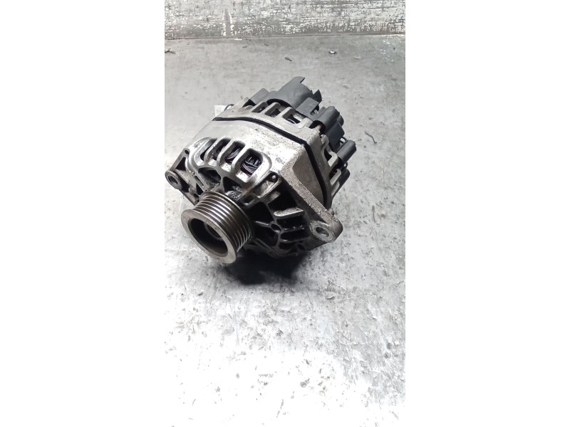 Recambio de alternador para renault clio ii (bb_, cb_) 1.9 d (b/cb0e, bb0j) referencia OEM IAM C543549A  