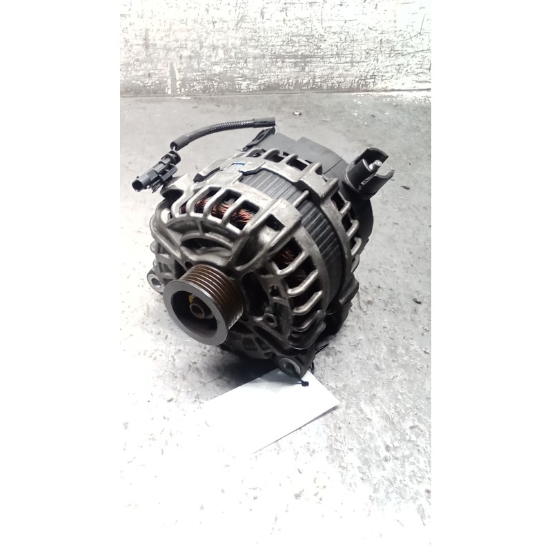 Recambio de alternador para land rover discovery v (l462) 2.0 sd4 4x4 referencia OEM IAM GX7310300DF 0125813038 230A