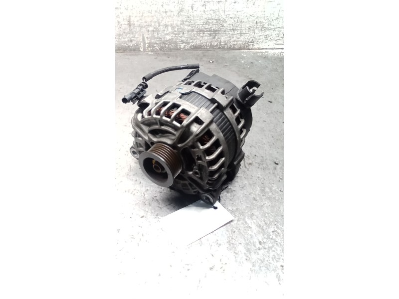 Recambio de alternador para land rover discovery v (l462) 2.0 sd4 4x4 referencia OEM IAM GX7310300DF 0125813038 230A