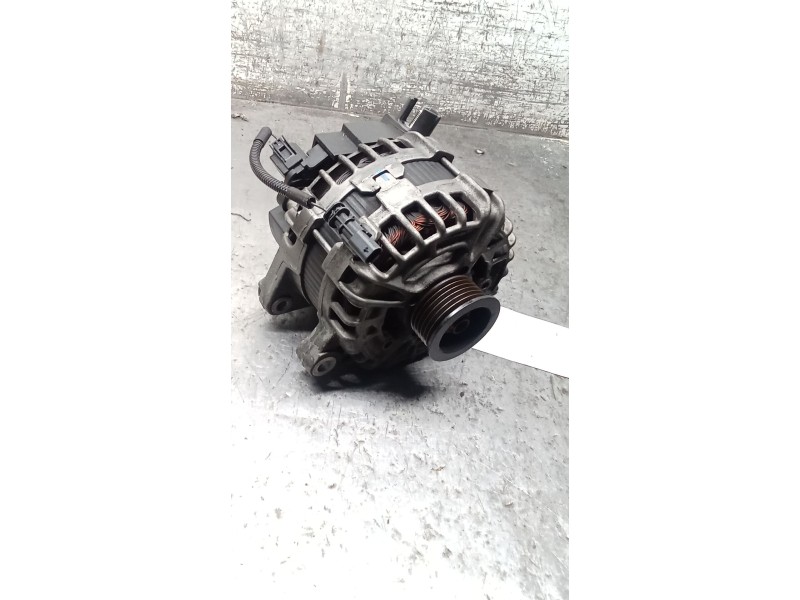 Recambio de alternador para land rover discovery v (l462) 2.0 sd4 4x4 referencia OEM IAM GX7310300DF 0125813038 230A