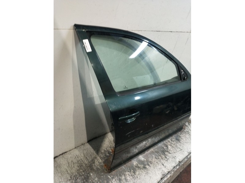 Recambio de puerta delantera derecha para skoda octavia ii (1z3) 1.9 tdi referencia OEM IAM  5P 