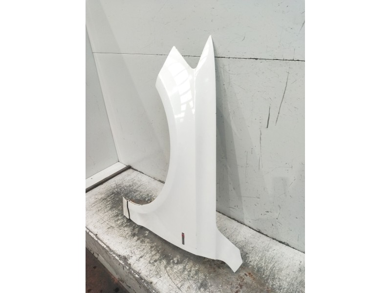 Recambio de aleta delantera izquierda para audi q5 (8rb) 3.0 tdi quattro referencia OEM IAM   