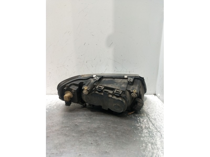 Recambio de faro izquierdo para audi a3 (8l1) 1.9 tdi referencia OEM IAM   