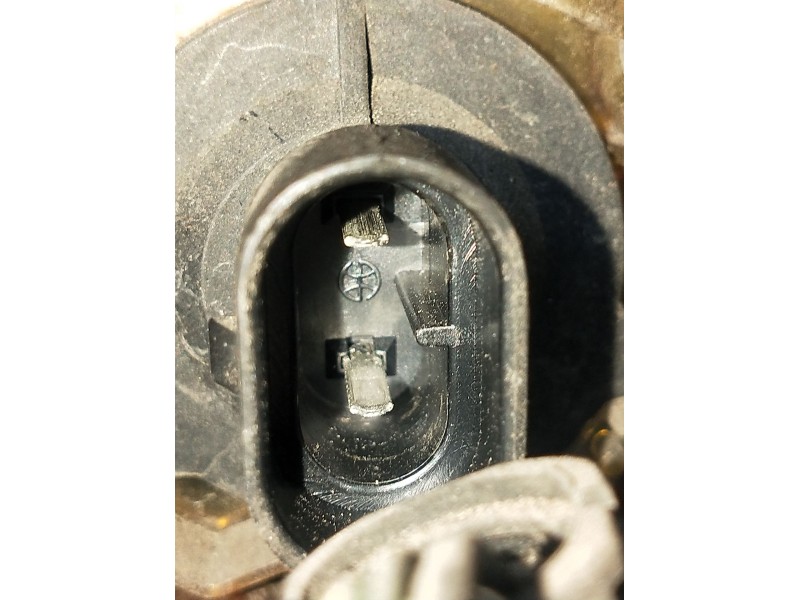 Recambio de faro derecho para renault clio ii (bb_, cb_) 1.9 d (b/cb0e, bb0j) referencia OEM IAM   