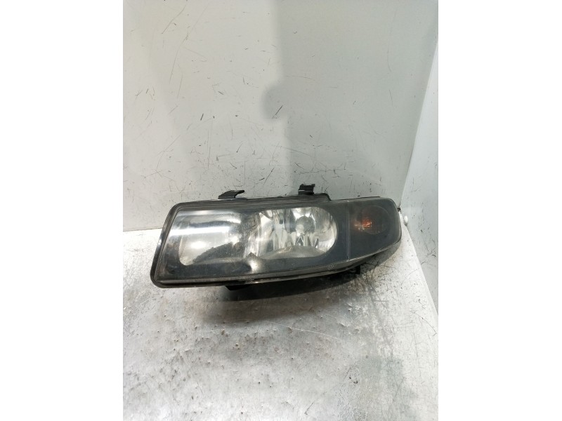 Recambio de faro izquierdo para seat toledo ii (1m2) 1.9 tdi referencia OEM IAM 1M1941001D 67742691 