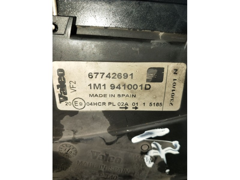 Recambio de faro izquierdo para seat toledo ii (1m2) 1.9 tdi referencia OEM IAM 1M1941001D 67742691 
