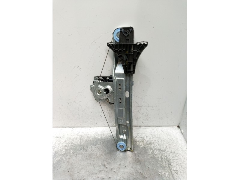 Recambio de elevalunas trasero izquierdo para opel insignia berlina cosmo referencia OEM IAM  5P 