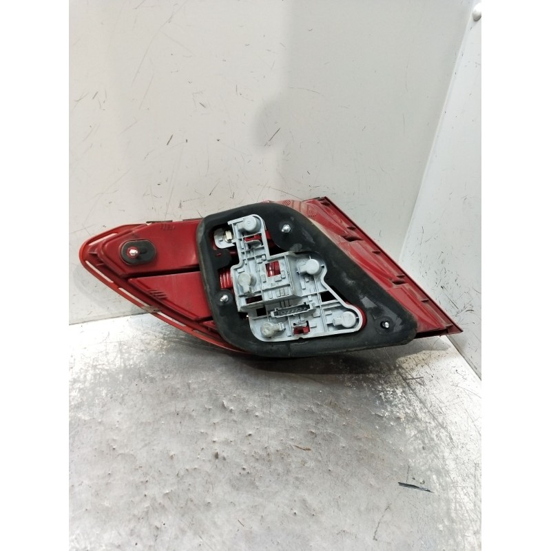 Recambio de piloto trasero derecho para mercedes-benz clase c (w204) c 220 cdi (204.002) referencia OEM IAM 2048200264R  