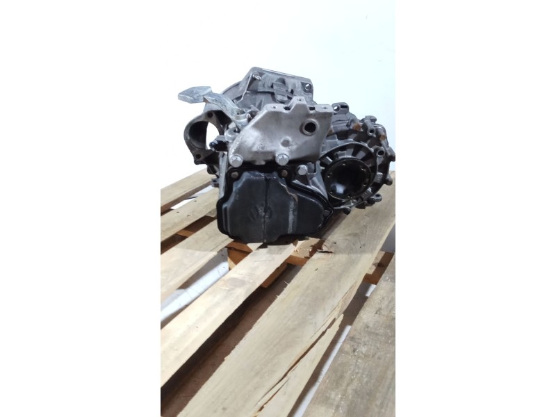 Recambio de caja cambios para skoda octavia ii (1z3) 1.9 tdi referencia OEM IAM JCR 5V 21096 379074