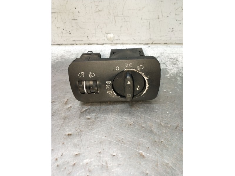 Recambio de mando luces para audi a3 (8l1) 1.9 tdi referencia OEM IAM BK78L1941531J 04052125 INTERRUPTOR