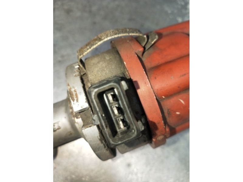 Recambio de delco para ford sierra berlina 2.0 referencia OEM IAM 0237520012 87HF12100AA VER FOTOS