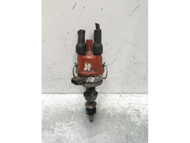 Recambio de delco para ford sierra berlina 2.0 referencia OEM IAM 0237520009 85HF12100DA 