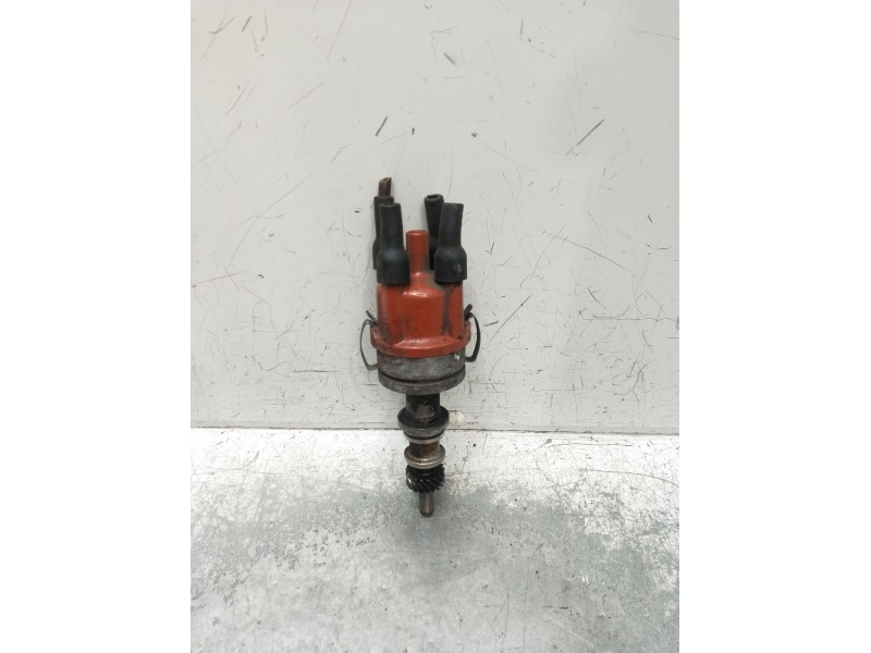 Recambio de delco para ford sierra berlina 2.0 referencia OEM IAM 0237520009 85HF12100DA 