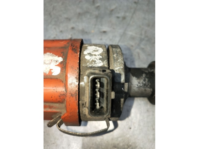 Recambio de delco para ford sierra berlina 2.0 referencia OEM IAM 0237520009 85HF12100DA 